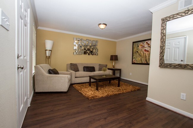 Timbergrove, Houston, TX 77008 - photo 4