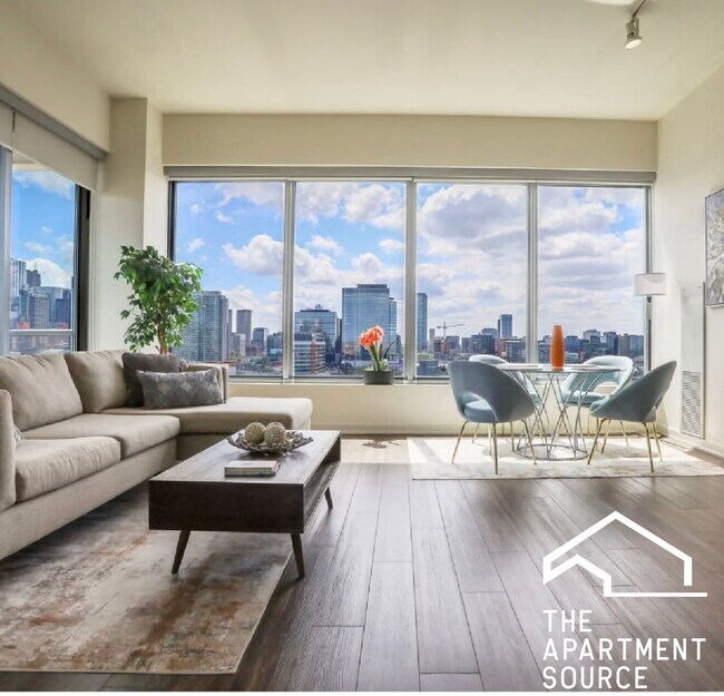 910 W Huron St unit 2 BED, Chicago, IL 60642 - photo 3