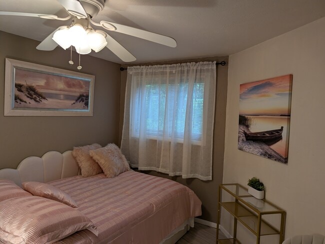 12067 Gearhart Rd unit 1, Burbank, OH 44214 - photo 7