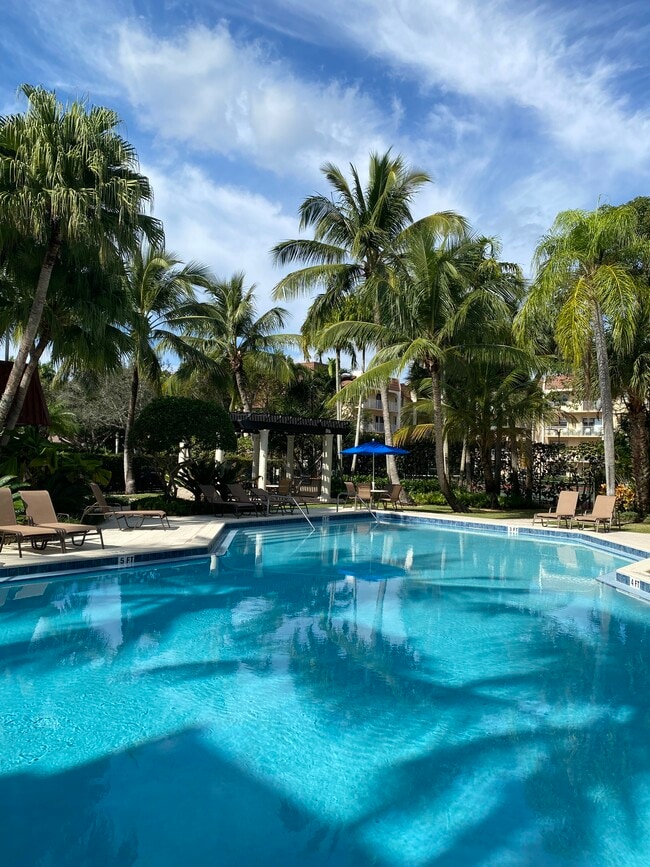 9301 SW 92nd Ave unit Wisperwood Village, Miami, FL 33176 - photo 2