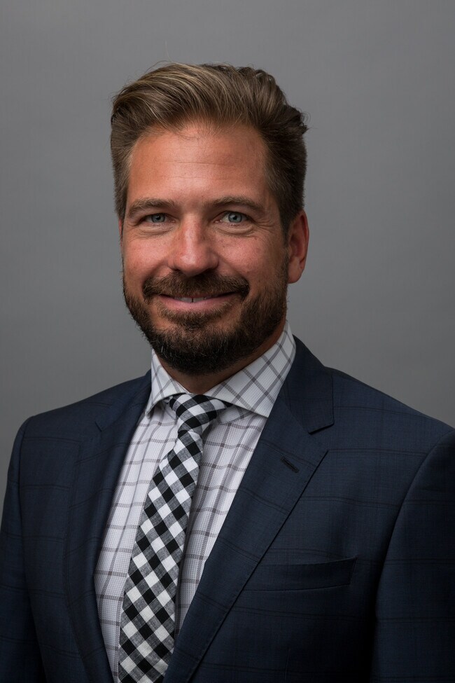 Agent Photo