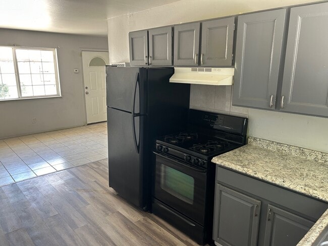 2019 Valley Rd, Reno, NV 89512 - photo 2