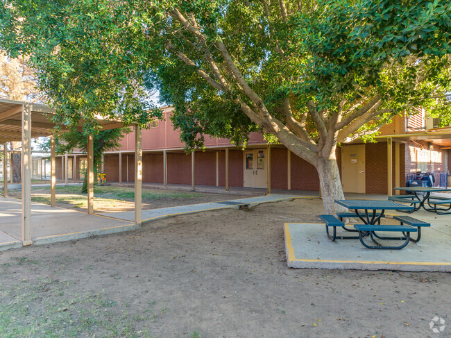 In the heart of Mesa, Lincoln Elementary sets the standard.
