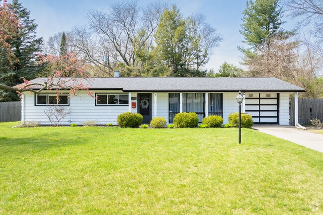 Ranch homes are found throughout Westgate.