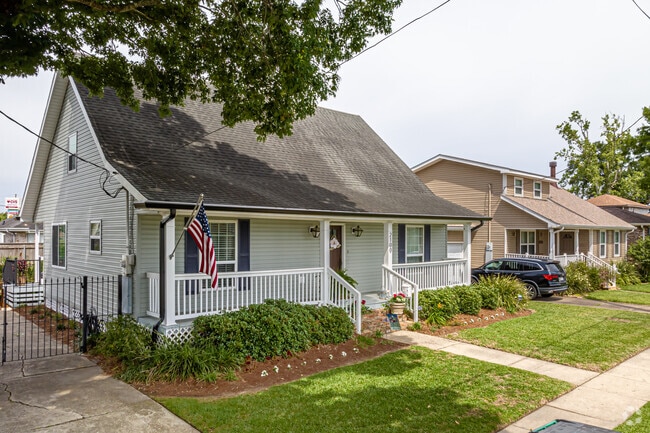 New Metairie North subdivisions are lined with various home styles.