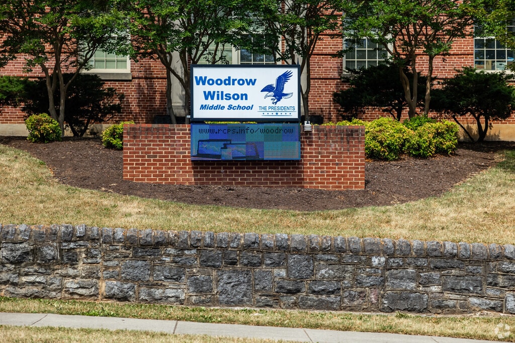 Welcome to Woodrow Wilson Middle School in Roanoke, Virginia.