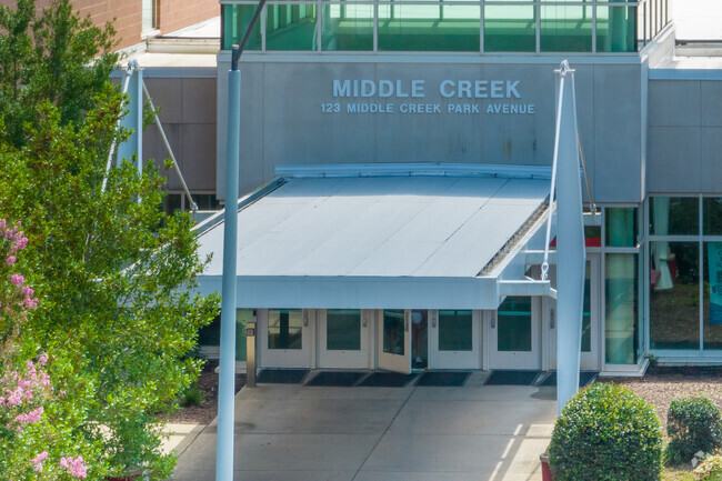 Middle Creek High School serves students in the Middle Creek community.