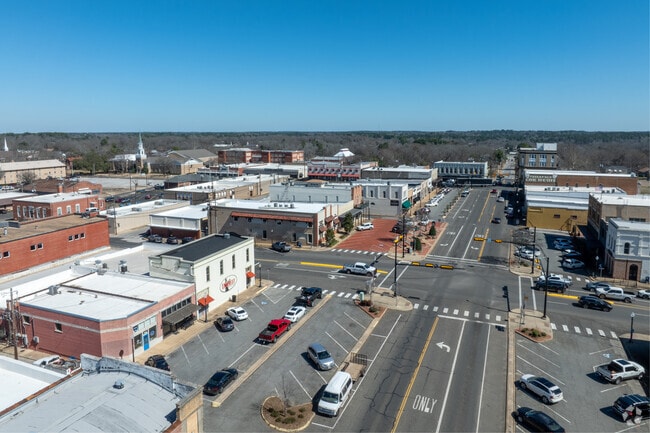 Henderson city's heartbeat shines through from the sky, showcasing its vibrancy.