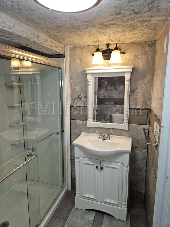 168 Ross Dr, Clearfield, UT 84015 - photo 5