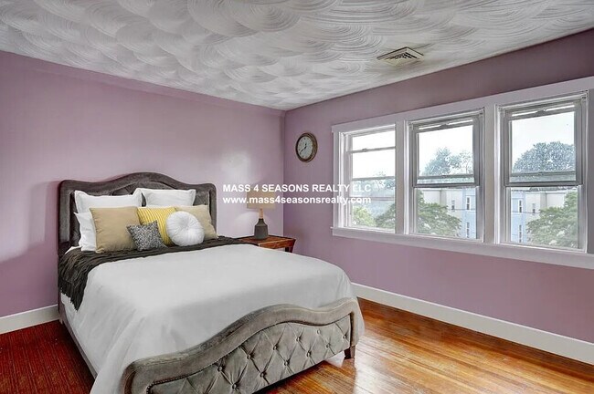 1 Gannett St unit 2, Dorchester, MA 02121 - photo 6