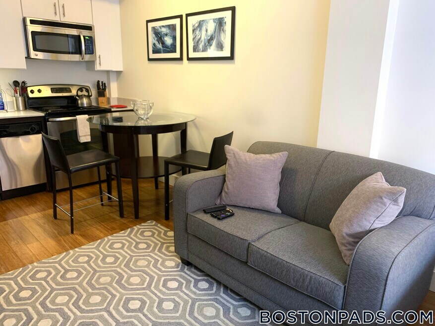 8 Winter Place unit 601, Boston, MA 02108 - photo 1