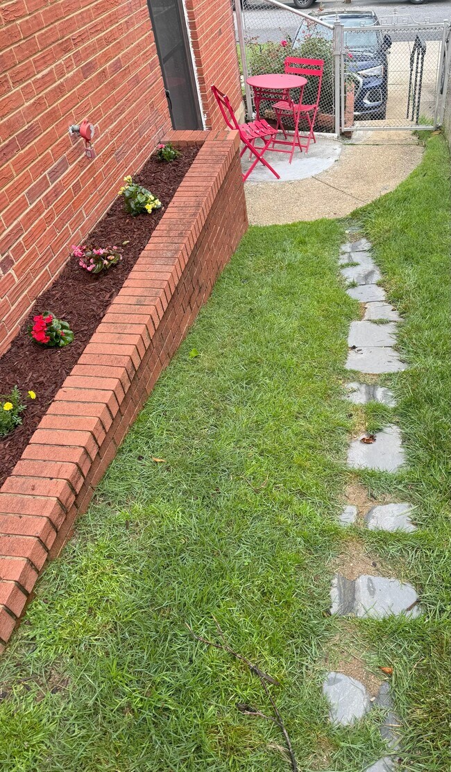 914 Daleview Dr, Silver Spring, MD 20901 - photo 5