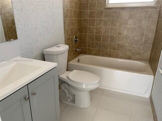 860 NW 6th Ave Unit B, Pompano Beach, FL 33060