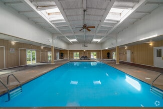 4415 Deer Creek Ct, Austintown, OH 44515