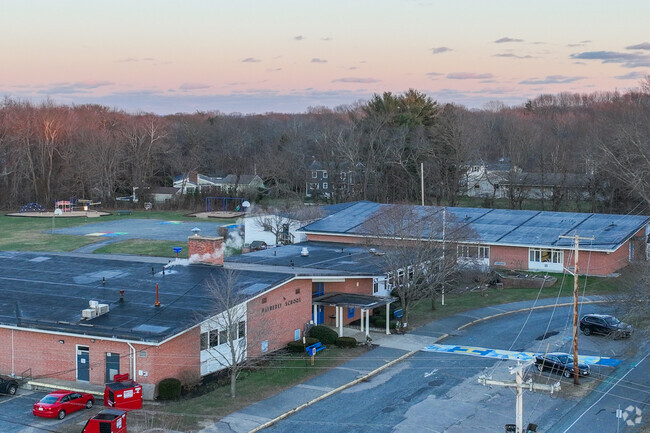 Hatherly Elementary School in Scituate got an A for academics form Niche.