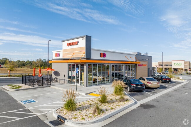 Fast food options near Haralson provide quick meals for busy locals.