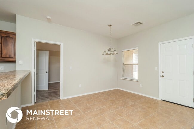 11305 NW 97th St, Yukon, OK 73099 - photo 7