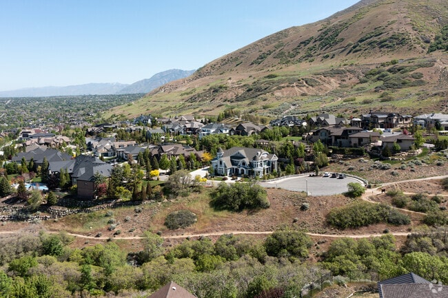 An overview of subdivisions and homes in Draper.