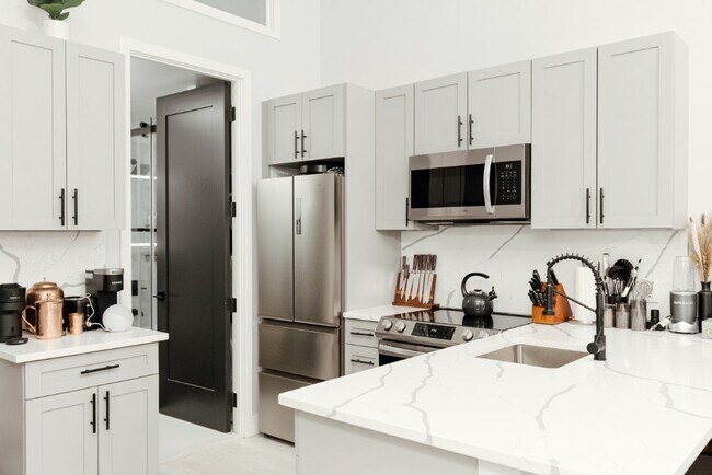 195 Stanton St unit S 4, New York, NY 10002 - photo 4