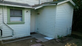 1430 Camino Sierra Unit B, Bakersfield, CA 93306