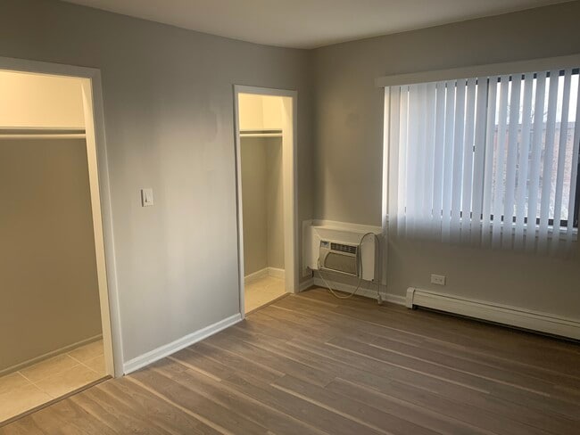 1703 W Victoria Dr unit 302, Mount Prospect, IL 60056 - photo 7