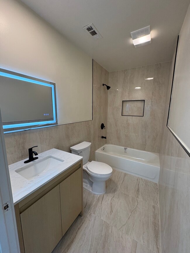 228 W Colorado Blvd, Monrovia, CA 91016 - photo 2