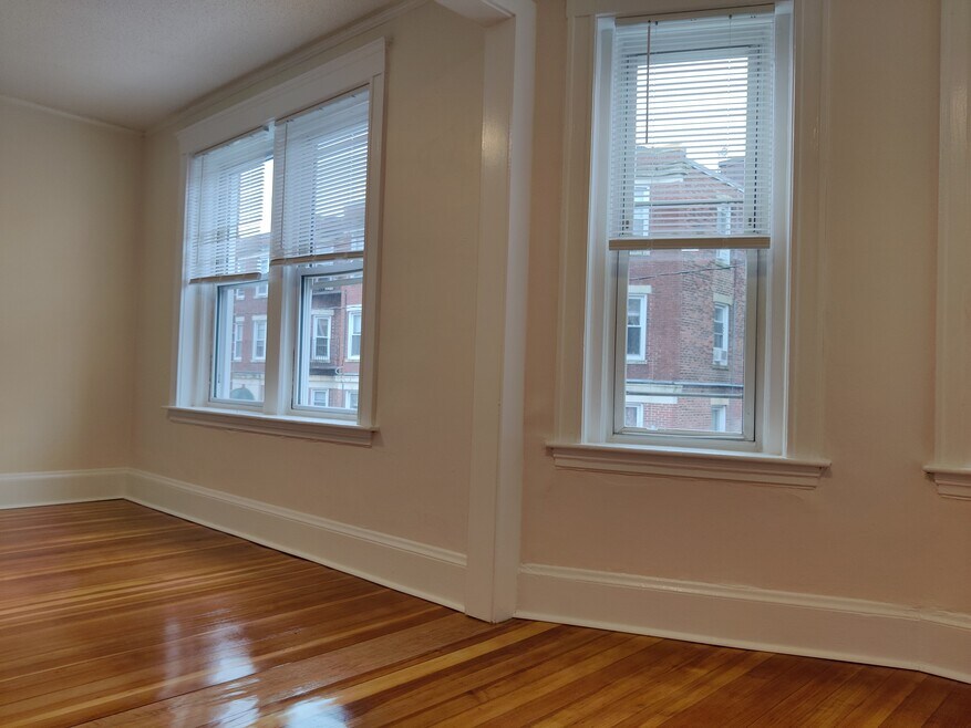 8 Barrows St unit 3, Allston, MA 02134 - photo 1