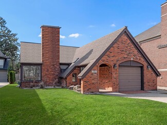 399 Baldwin Rd, Birmingham, MI 48009