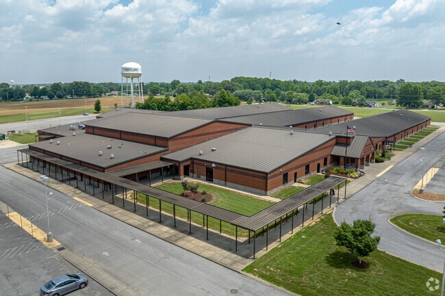 Portland West Middle School serves the residents in Portland Tennessee.