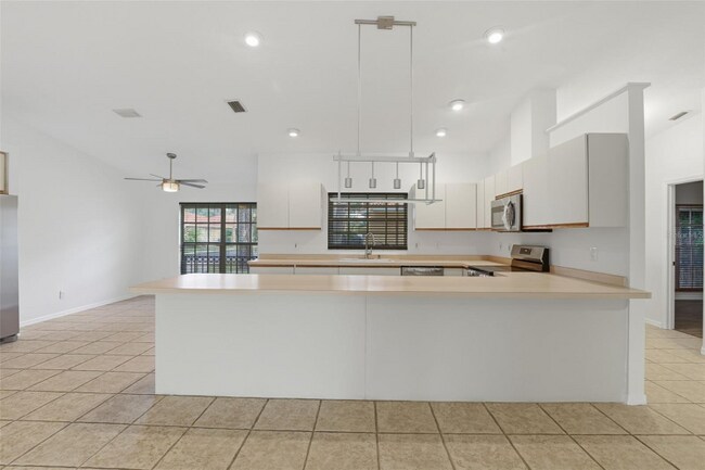 131 2nd Ave E, Palmetto, FL 34221 - photo 7