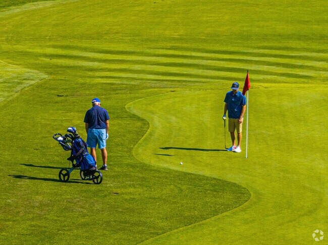 Try your best stroke at the Kitsap Golf & Country Club.