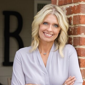 Nikki Bonds