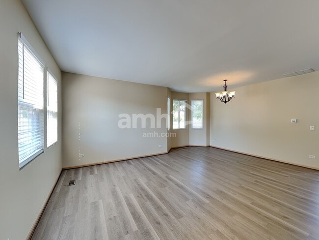 25222 Declaration Dr, Plainfield, IL 60544 - photo 7