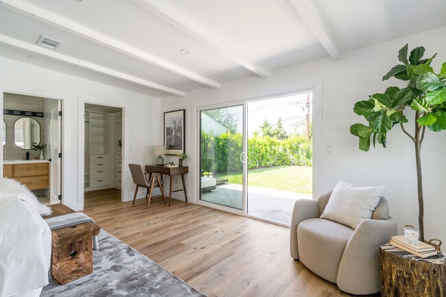 6525 W 85th St, Los Angeles, CA 90045 - photo 4