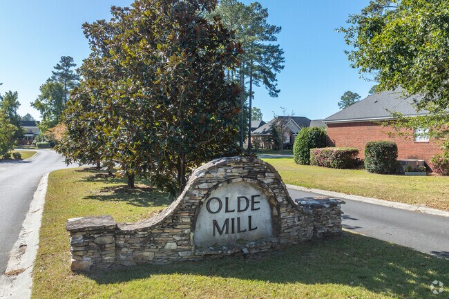 Olde Mill is a newer neighborhood about 4 miles south of Downtown Florence.