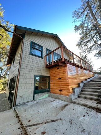 2893 Scotts Right of Way Unit Lower cottage, Sebastopol, CA 95472