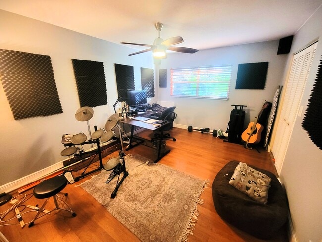 4617 NW 9th Dr, Plantation, FL 33317 - photo 3