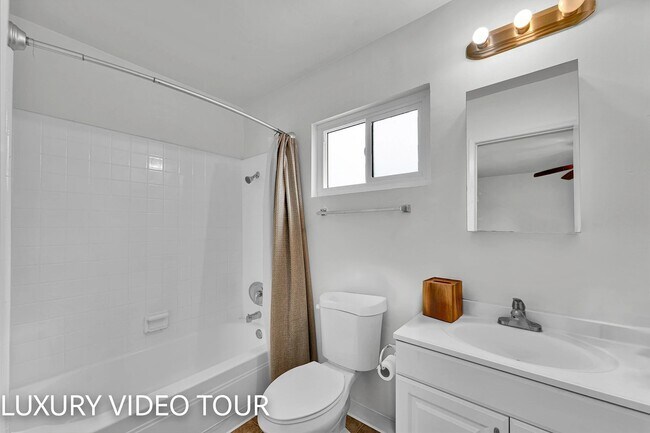 1240 W 29th St unit 18, Los Angeles, CA 90007 - photo 4