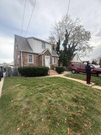 101 N Waldinger St, Valley Stream, NY 11580