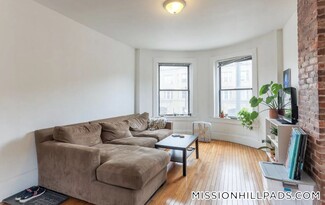 878 Huntington Ave Unit 3, Boston, MA 02115