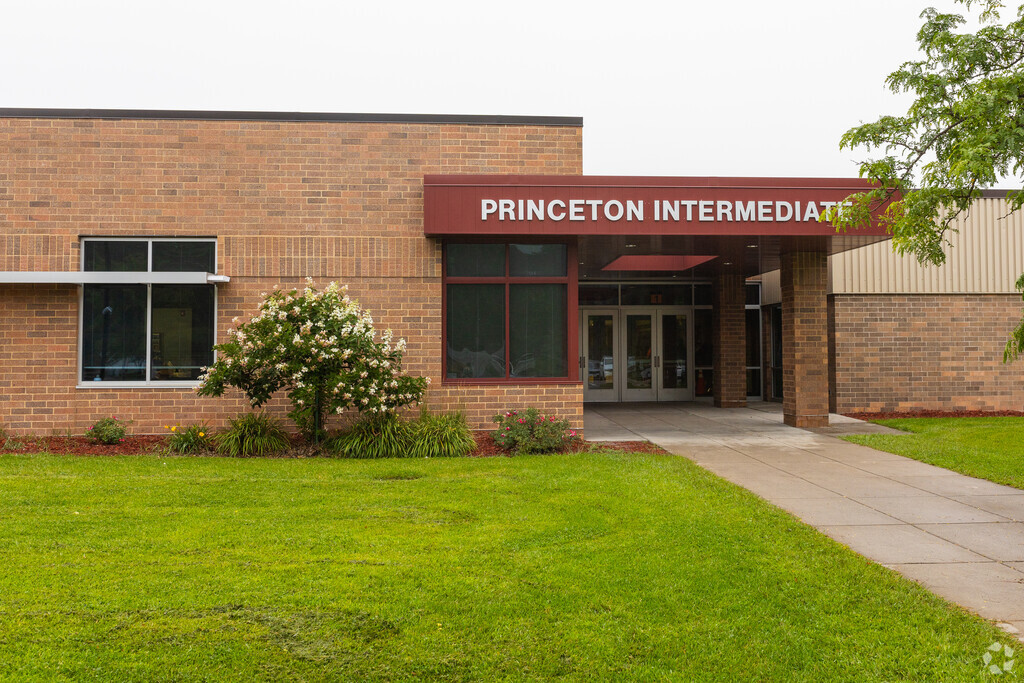 Princeton Intermediate School provides education to the community in 
Isanti Northern Suburbs