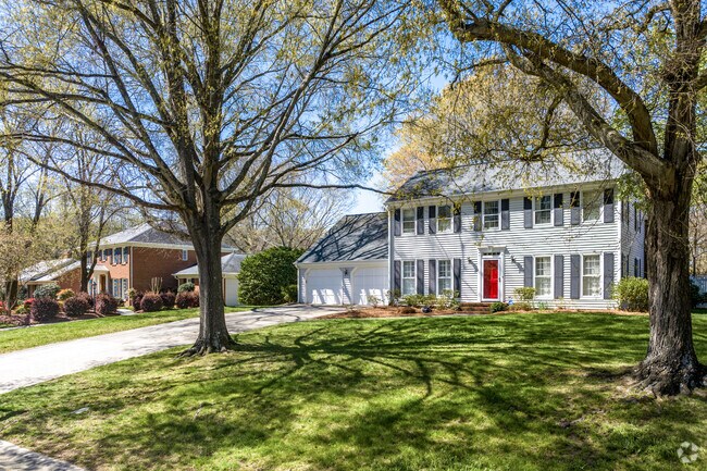 Colonial-style homes can be seen throughout Governor's Square.