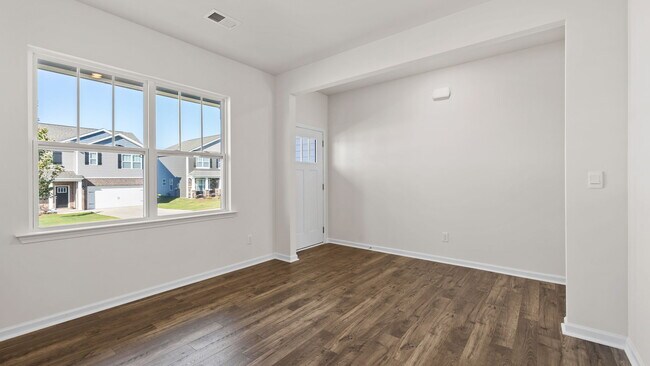 1606 Yarrow Ln, Lyman, SC 29365 - photo 5