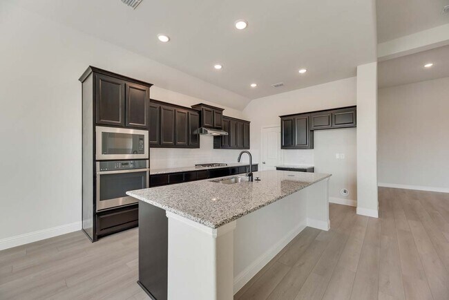 601 Trinity St unit 36497723, van Alstyne, TX 75495 - photo 7