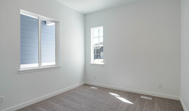 246 E Polaris Dr, Saratoga Springs, UT 84045 - photo 6