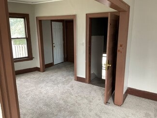 3256-3258-3258 N 17th St Unit 3258 Upper, Milwaukee, WI 53206