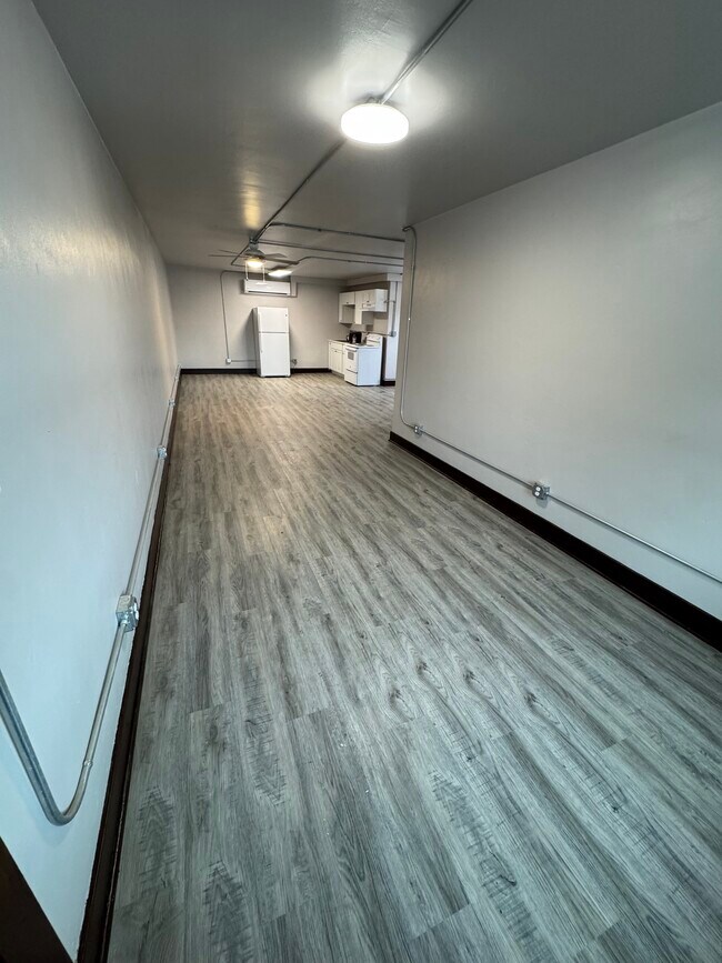 814 Clinton St unit C, Ottawa, IL 61350 - photo 6