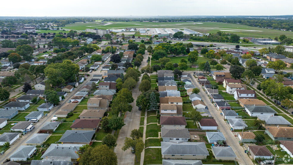 NH_SilverSwan_534222_P1_AL_042925