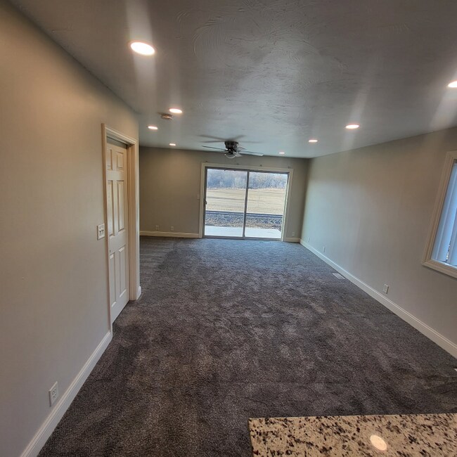 4401 S 27th St, Lincoln, NE 68512 - photo 6