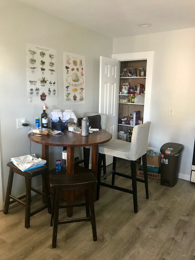 7 Quincy St unit 2, Somerville, MA 02143 - photo 3